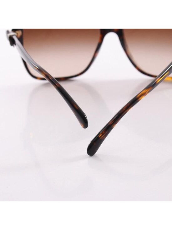 レディース CHANEL Tortoise shell CC logo sunglasses